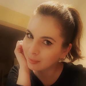 Meet your Posher, Alexandra